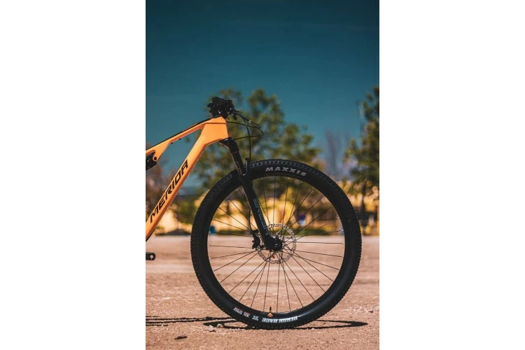 BICICLETA RALLY MERIDA NINETY SIX RC 5000 NAR-NEG - Imagen 3