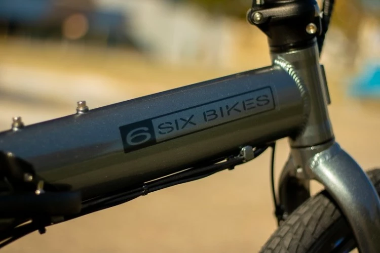 E-BIKE PLEGABLE SIX BIKES FAT ESB-66 GRIS - Imagen 6